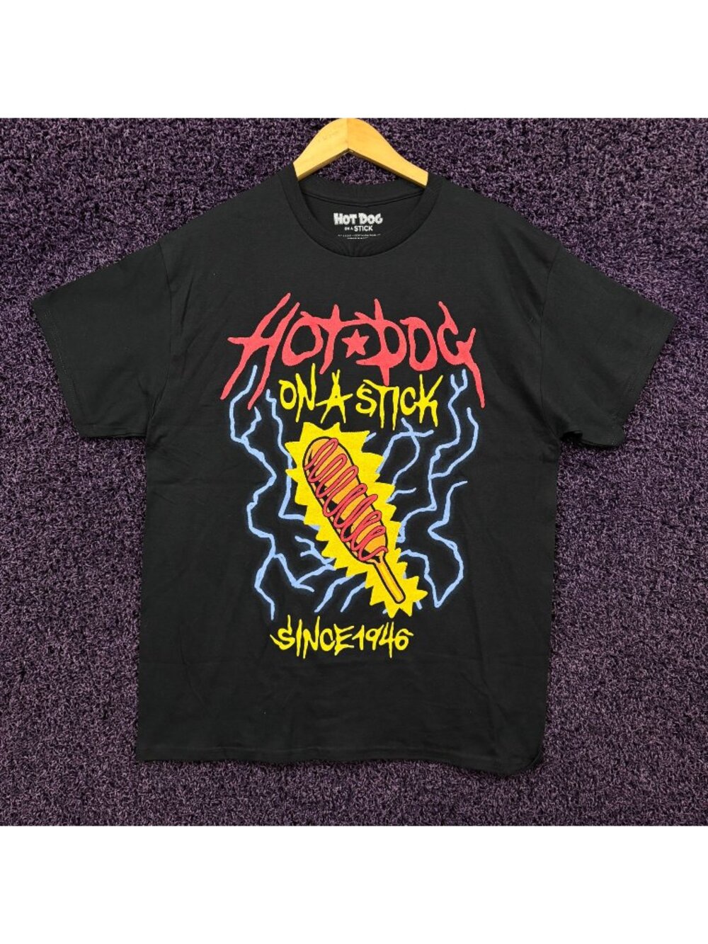 Hot Dog On A Stick Electrified T-Shirt Size Large